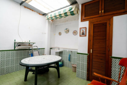 cc4a1f6b44f1407186564e3fdafe1c5a - 7