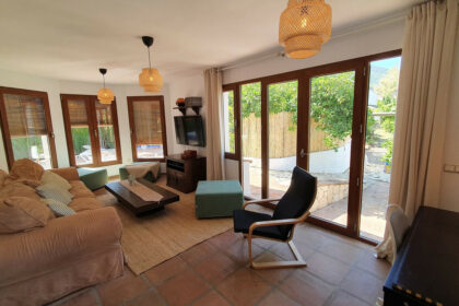 ccaab9728f2ea49072d1d7224ab85703 - 10