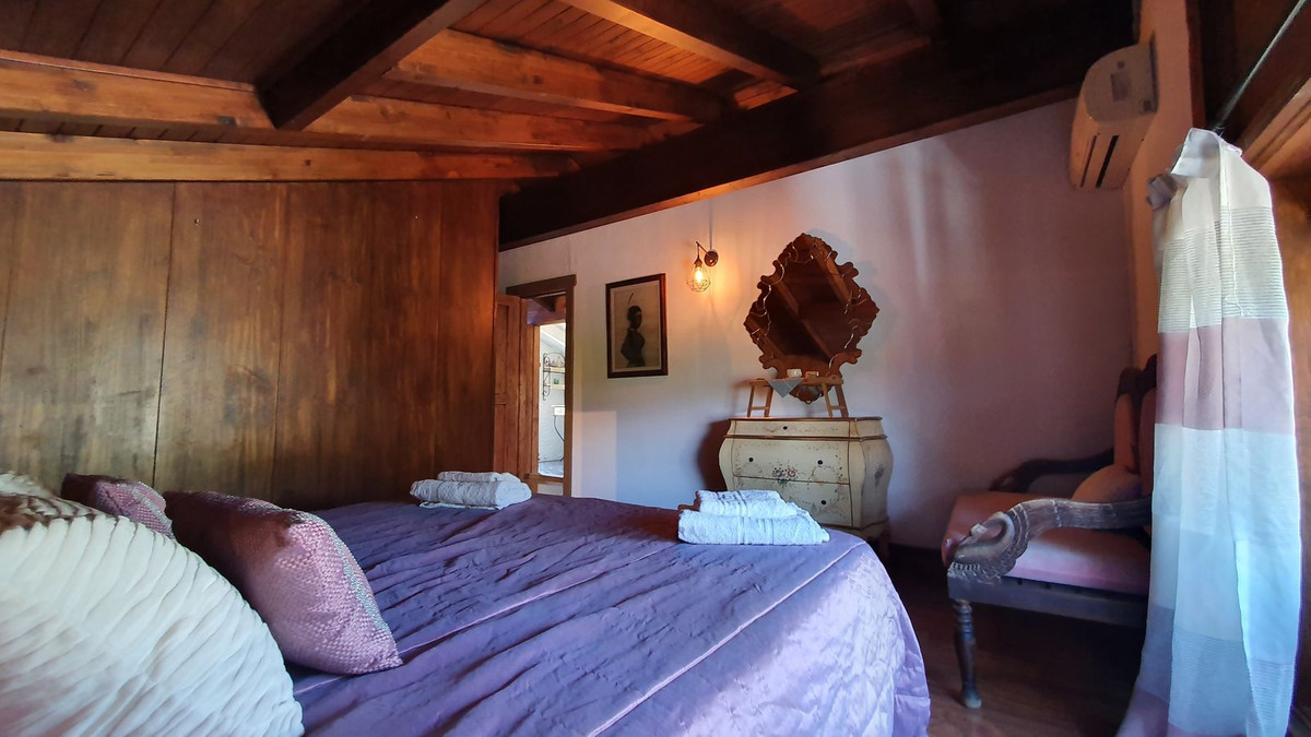 ccaab9728f2ea49072d1d7224ab85703 - 22