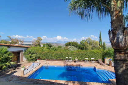 ccaab9728f2ea49072d1d7224ab85703 - 30