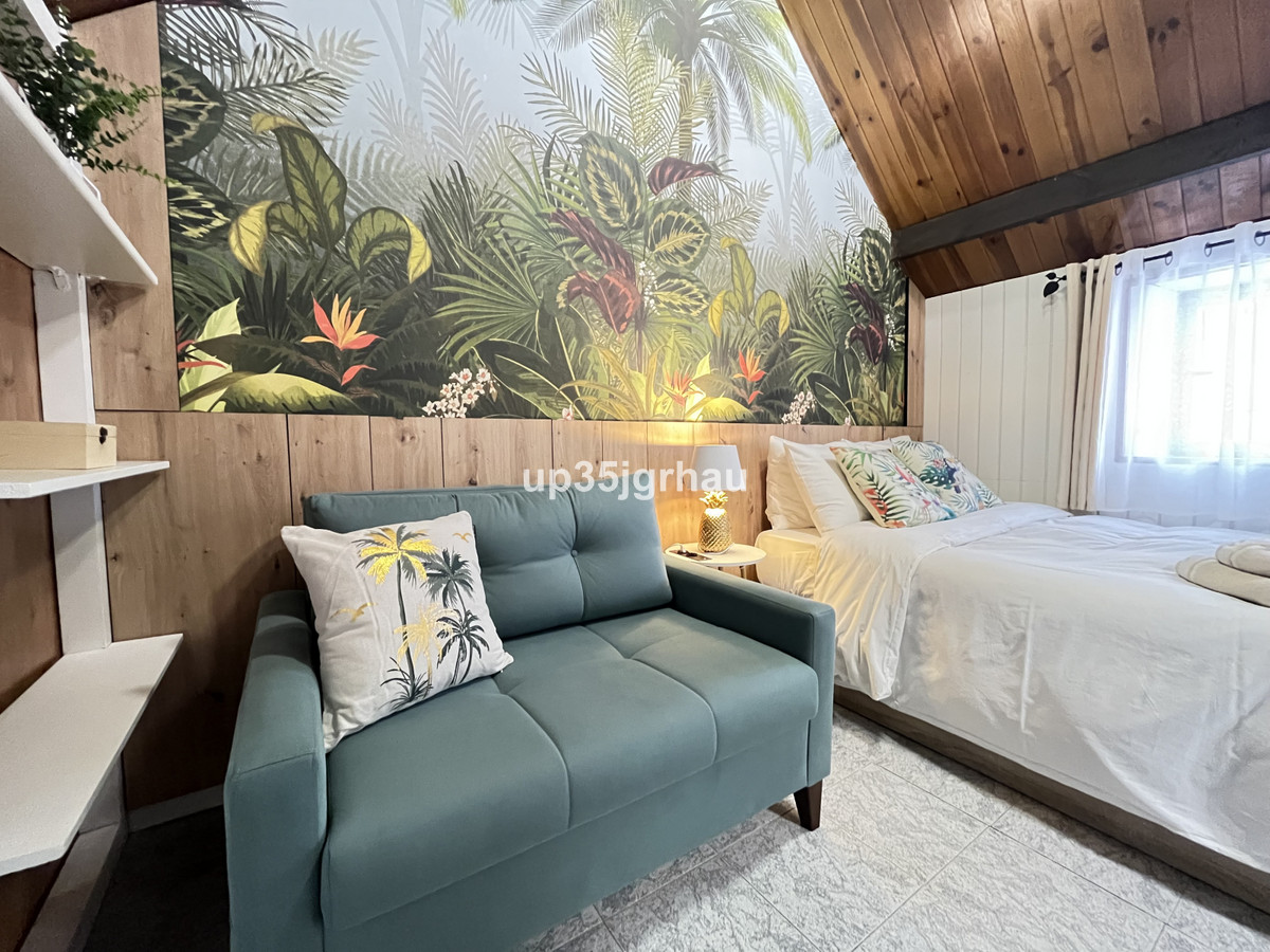 cd535d5d57c15894484b3622bf042063 - 5