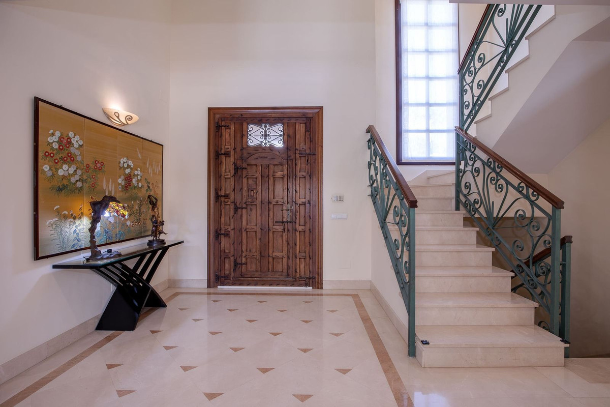 ce62e394e46baa95c8a52bf711ac9053 - 23