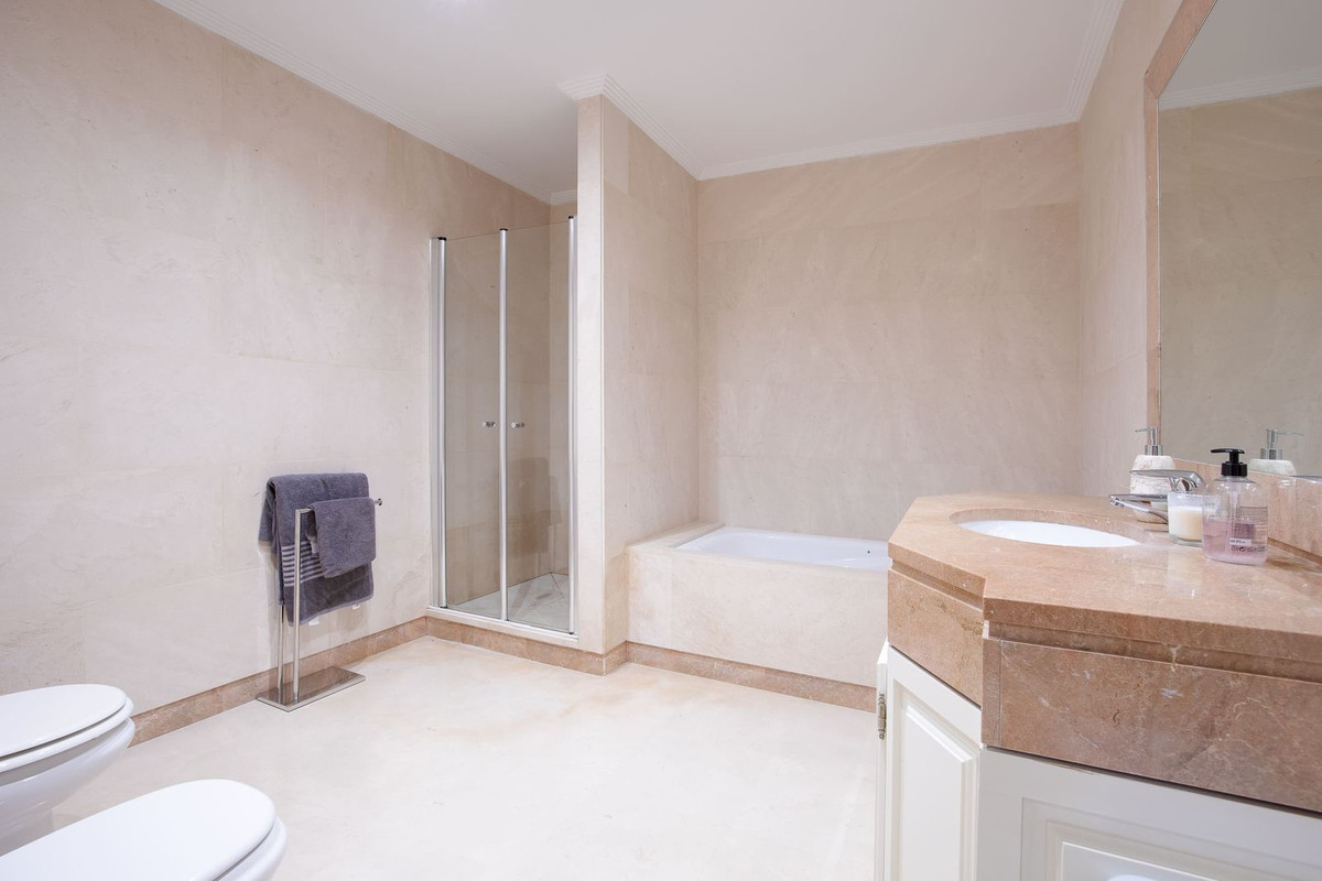 ce62e394e46baa95c8a52bf711ac9053 - 36