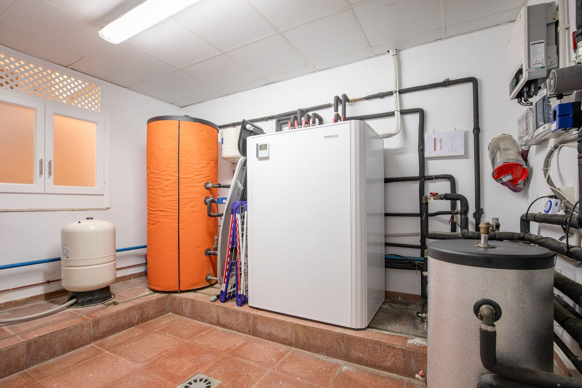 ce62e394e46baa95c8a52bf711ac9053 - 38