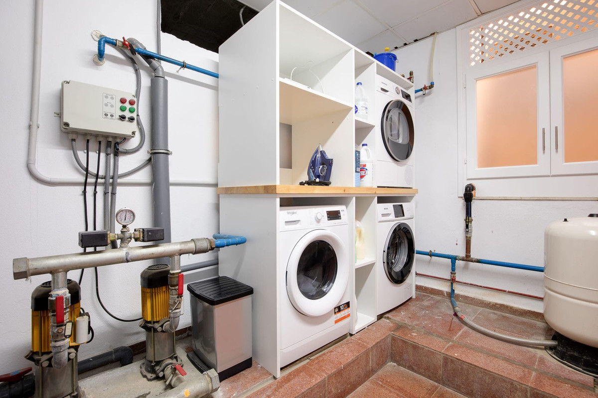 ce62e394e46baa95c8a52bf711ac9053 - 39