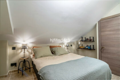 d2af3d255ae080ead0263f5b481f35ac - 18