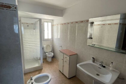 d2b0725203486f658ff2730dde891e39 - 17