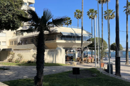 d2b0725203486f658ff2730dde891e39 - 21