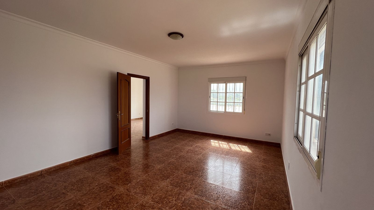 d75e83d08d0699c71bd693dd2475c8fc - 13