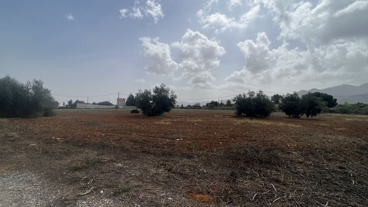 d75e83d08d0699c71bd693dd2475c8fc - 33