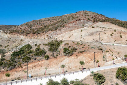 dae82c1f8c7e54b5e89cca403df54653 - 4