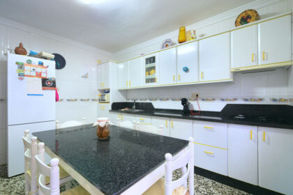 dd600e10aed0e2465566f922facfbbb1 - 13