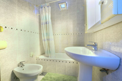 dd600e10aed0e2465566f922facfbbb1 - 14