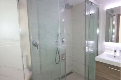 e0f3be2e2ff00fc1dbcc4ea83ffba6f7 - 6