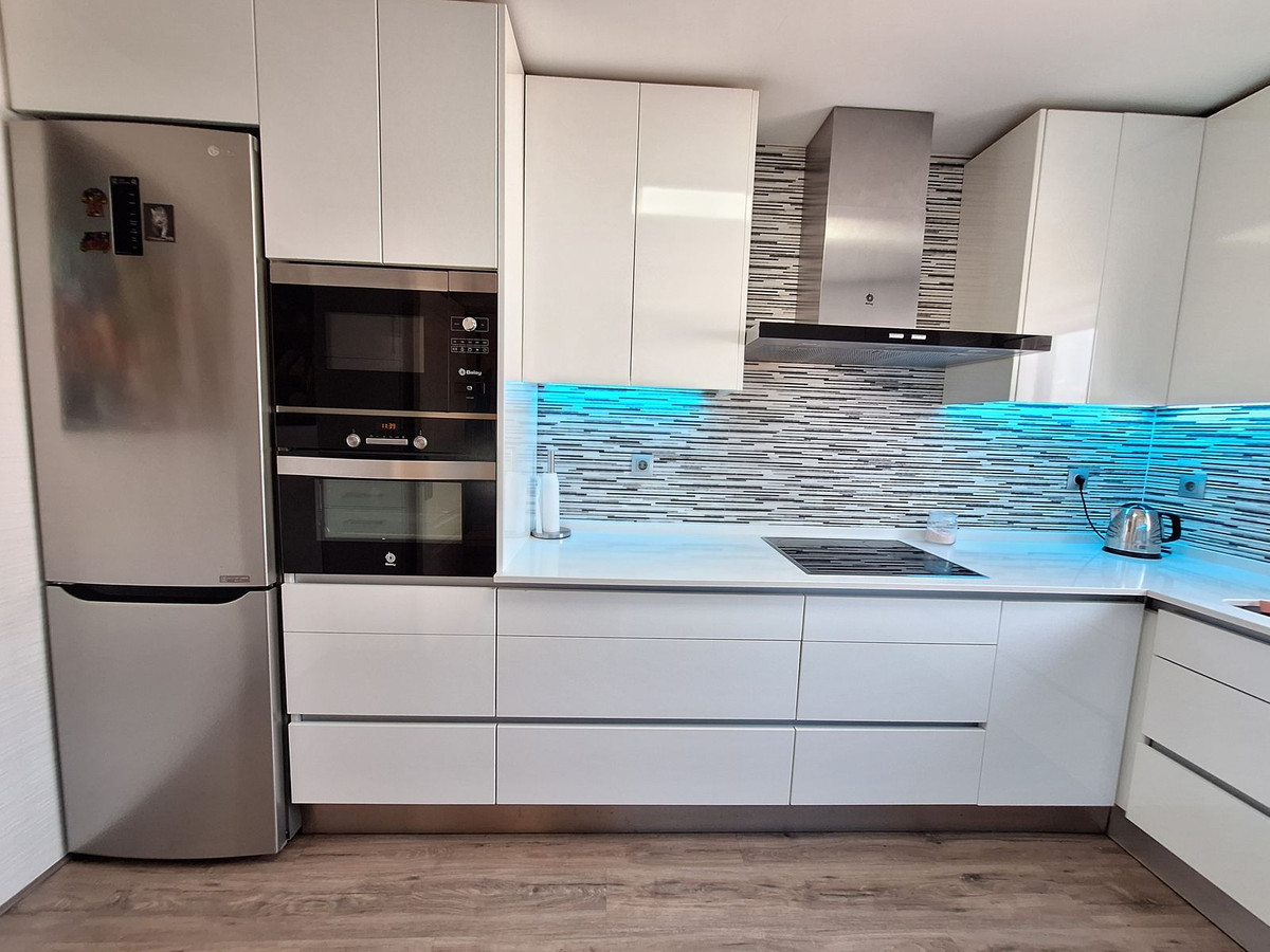 e49f0b6bd5043184769176a07dfb2949 - 10