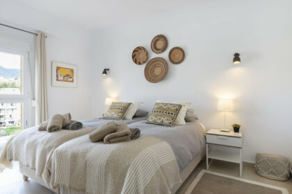 e5abb7624c11b2d7acc20072e7f7af44 - 19