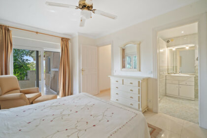 e7e210d28886d2a5b696e13b66ed70a1 - 19