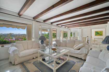 e7e210d28886d2a5b696e13b66ed70a1 - 7