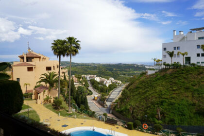 e7fb31295a21be27eb4ec9f848f620b6 - 13