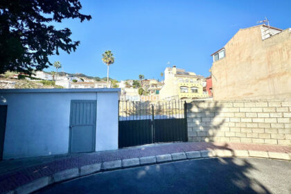 ed93e5379e4049db4e9469ff3c9a565e - 7