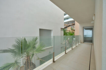 ee0ef8f44abdbbba827cddf5ab87b9a1 - 15