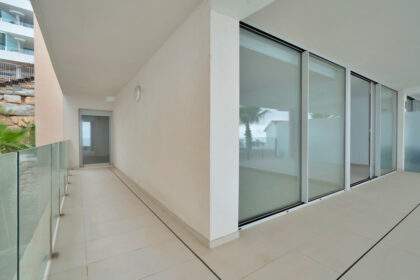 ee0ef8f44abdbbba827cddf5ab87b9a1 - 16