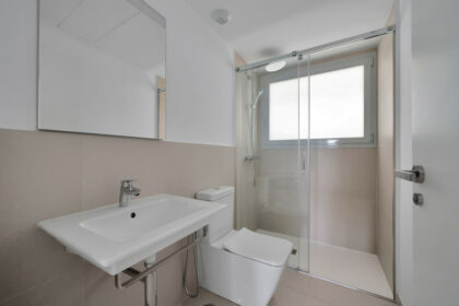 ee0ef8f44abdbbba827cddf5ab87b9a1 - 35