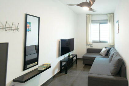 ee337e7698e9770b4de5c03fbe4d3c41 - 24