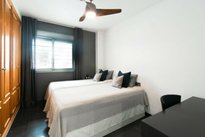 ee337e7698e9770b4de5c03fbe4d3c41 - 25