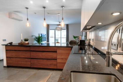 ee337e7698e9770b4de5c03fbe4d3c41 - 6