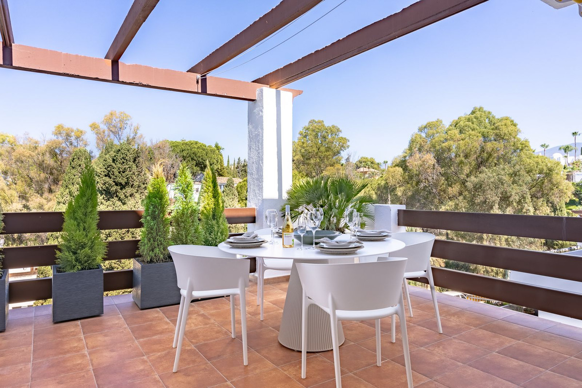 f184bcec21011d96d00fab809330b841 - 10