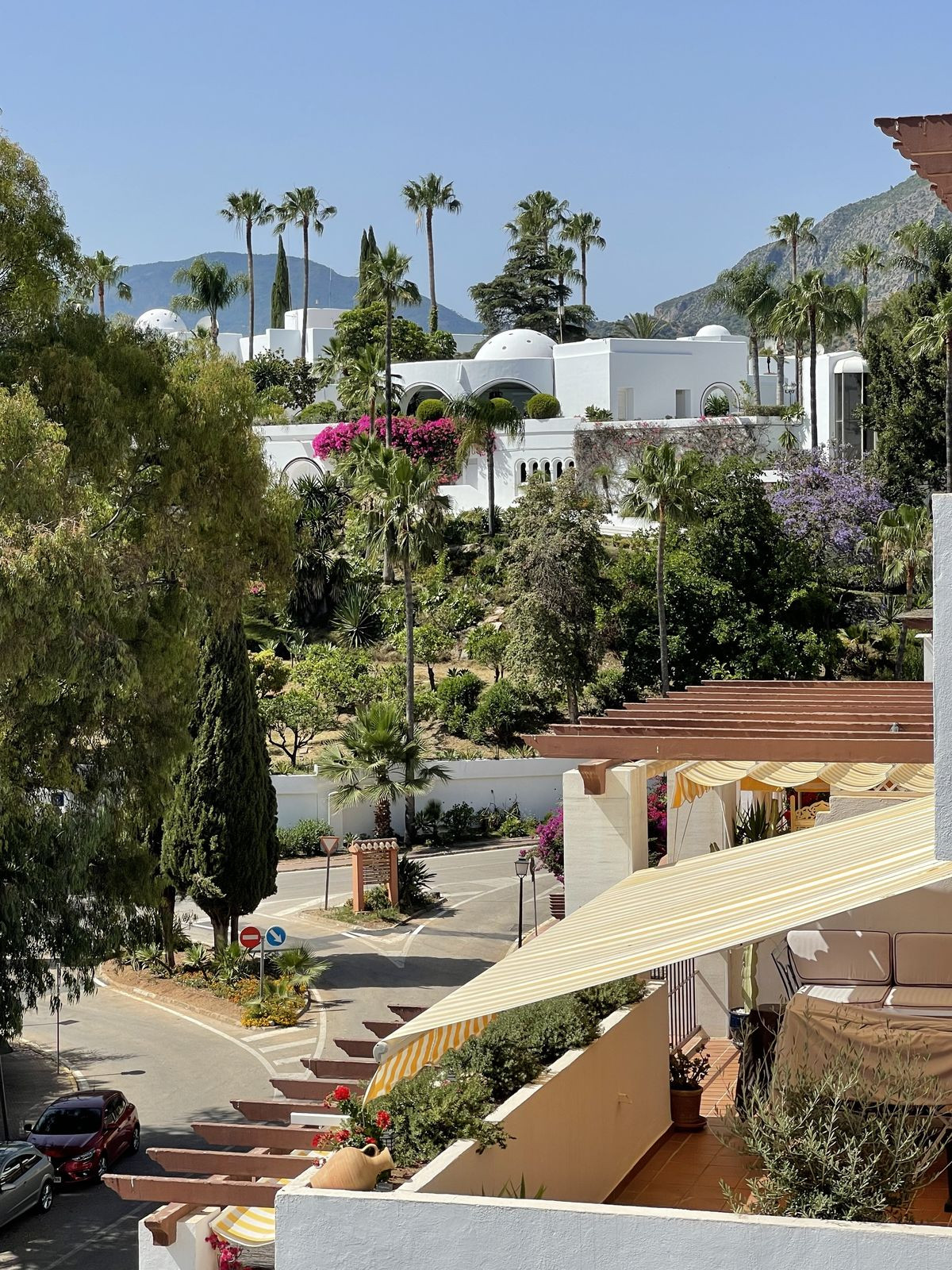 f184bcec21011d96d00fab809330b841 - 26