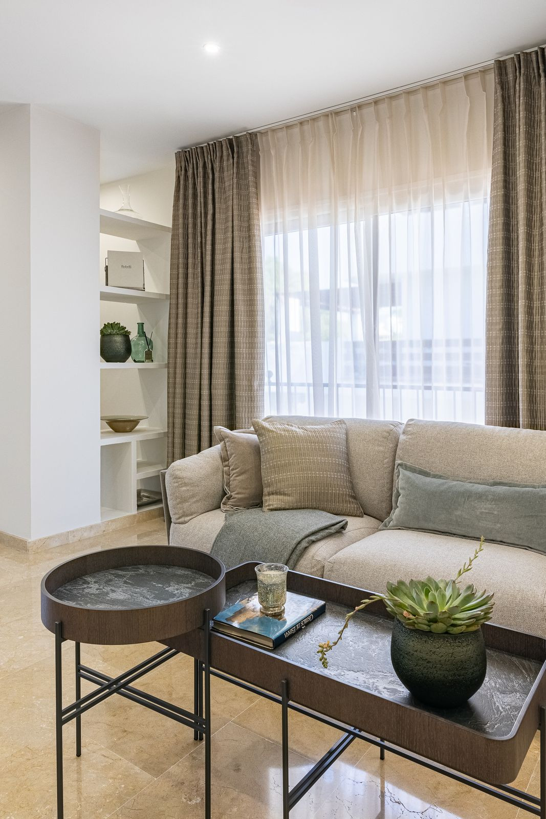 f184bcec21011d96d00fab809330b841 - 28