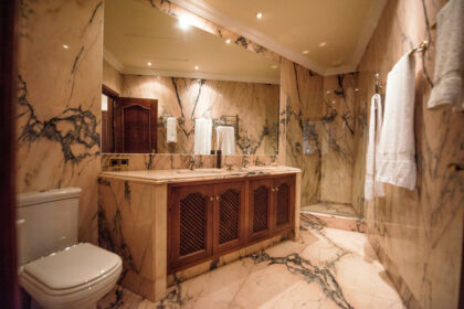 f52416f268e04cef729d5fdae28ad5c7 - 17