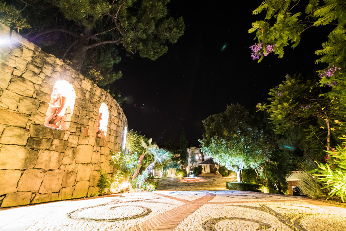 f52416f268e04cef729d5fdae28ad5c7 - 19