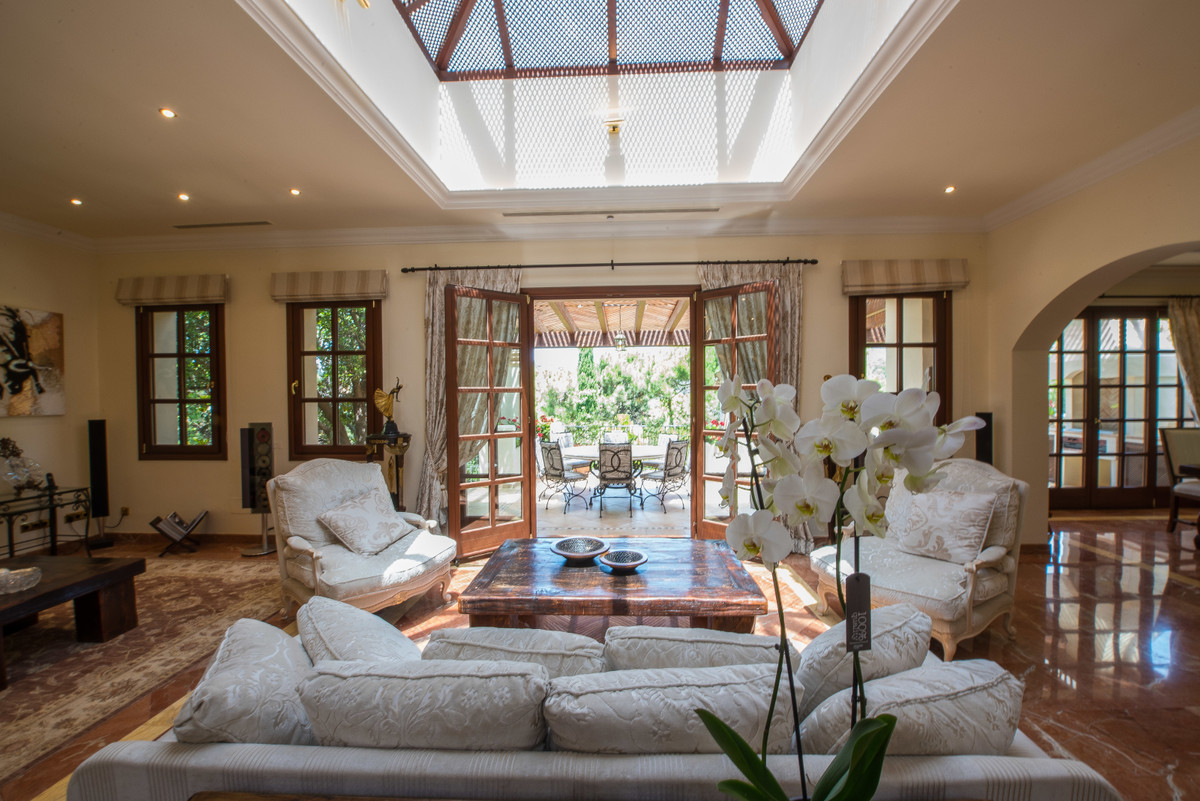 f52416f268e04cef729d5fdae28ad5c7 - 22