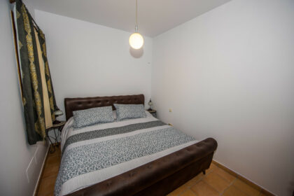 f52416f268e04cef729d5fdae28ad5c7 - 25