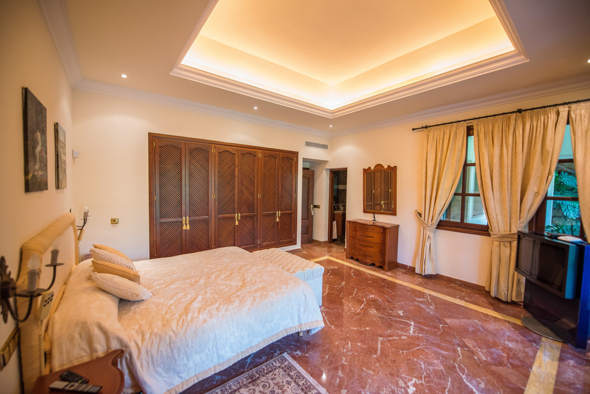 f52416f268e04cef729d5fdae28ad5c7 - 42