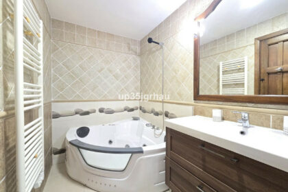 f5c60626d1bef2c4b0bb8fd27b00f5e1 - 4