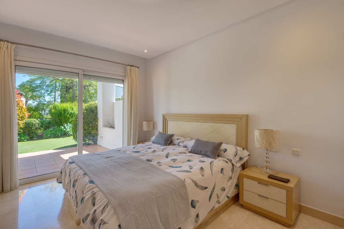 f5e6d79b96401939192626c890a53eb3 - 4