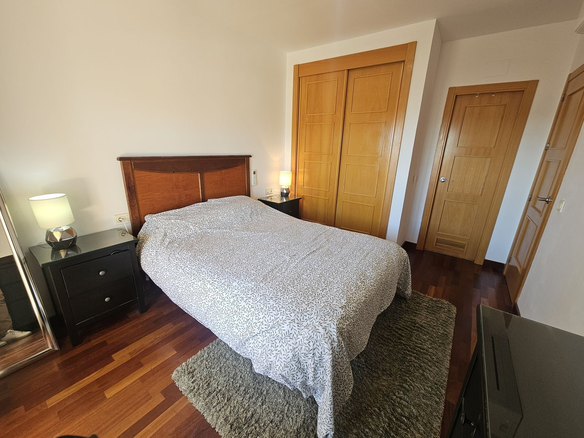 fb20d57a83cac8d3f06b38131c6f8ff4 - 4