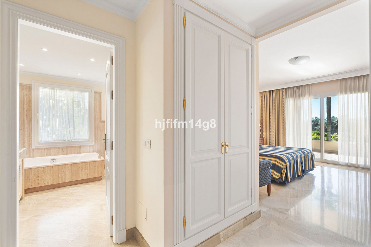 fb4bda7d8f2e32ef7507a1e5868cee71 - 10