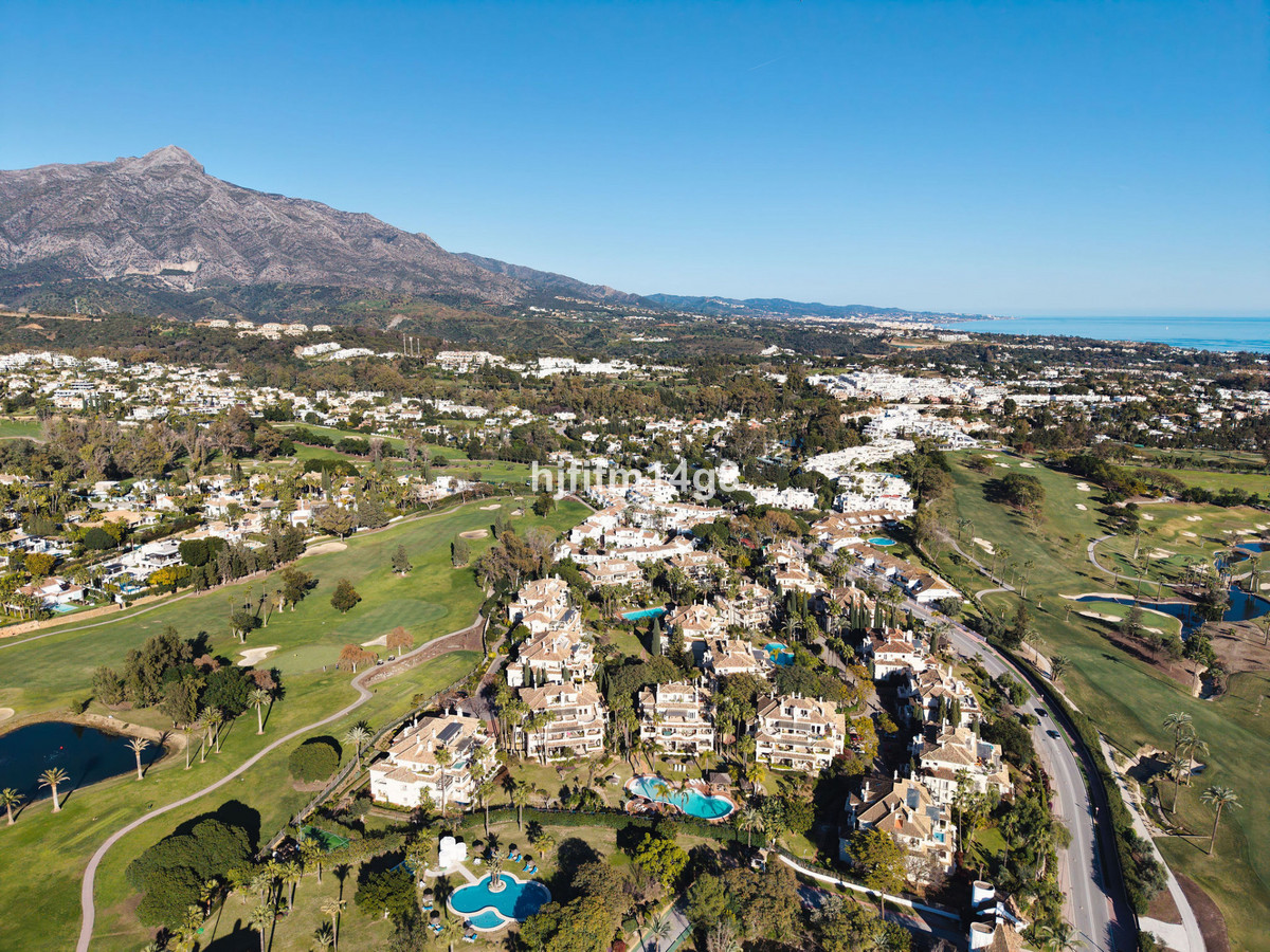 fb4bda7d8f2e32ef7507a1e5868cee71 - 21