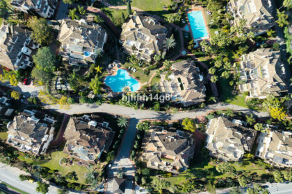 fb4bda7d8f2e32ef7507a1e5868cee71 - 22