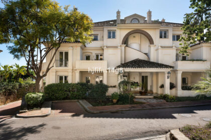 fb4bda7d8f2e32ef7507a1e5868cee71 - 24