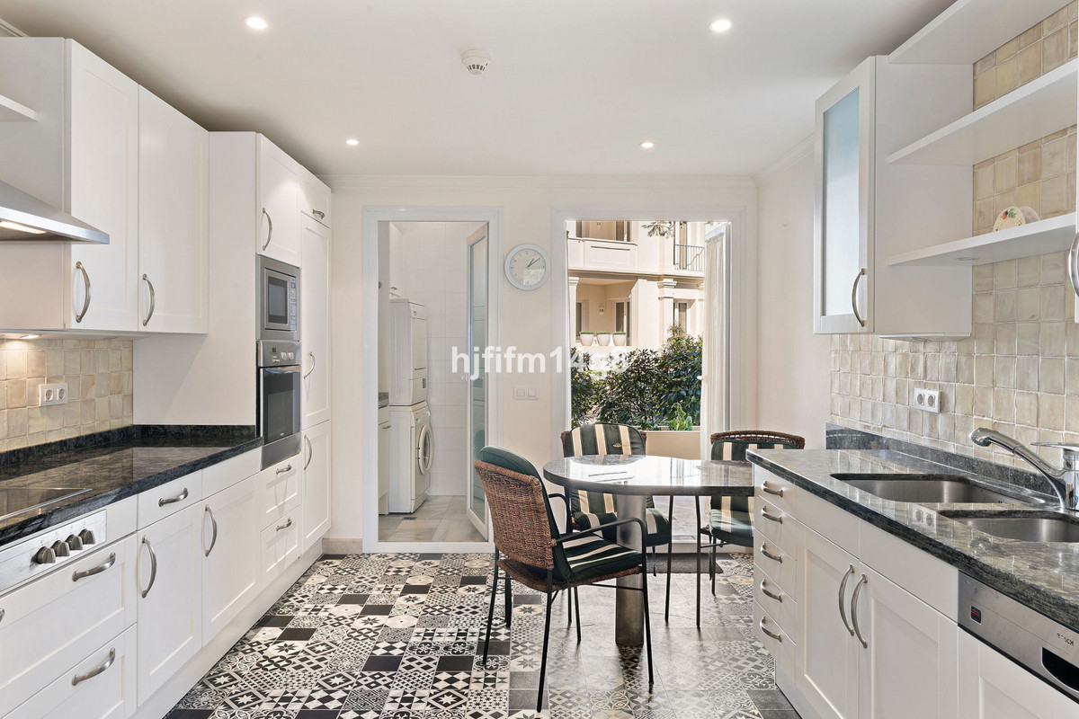 fb4bda7d8f2e32ef7507a1e5868cee71 - 8