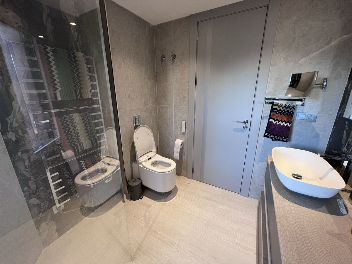 fb4c3a75ffa8f3ba4e24a16f2d4472cf - 25