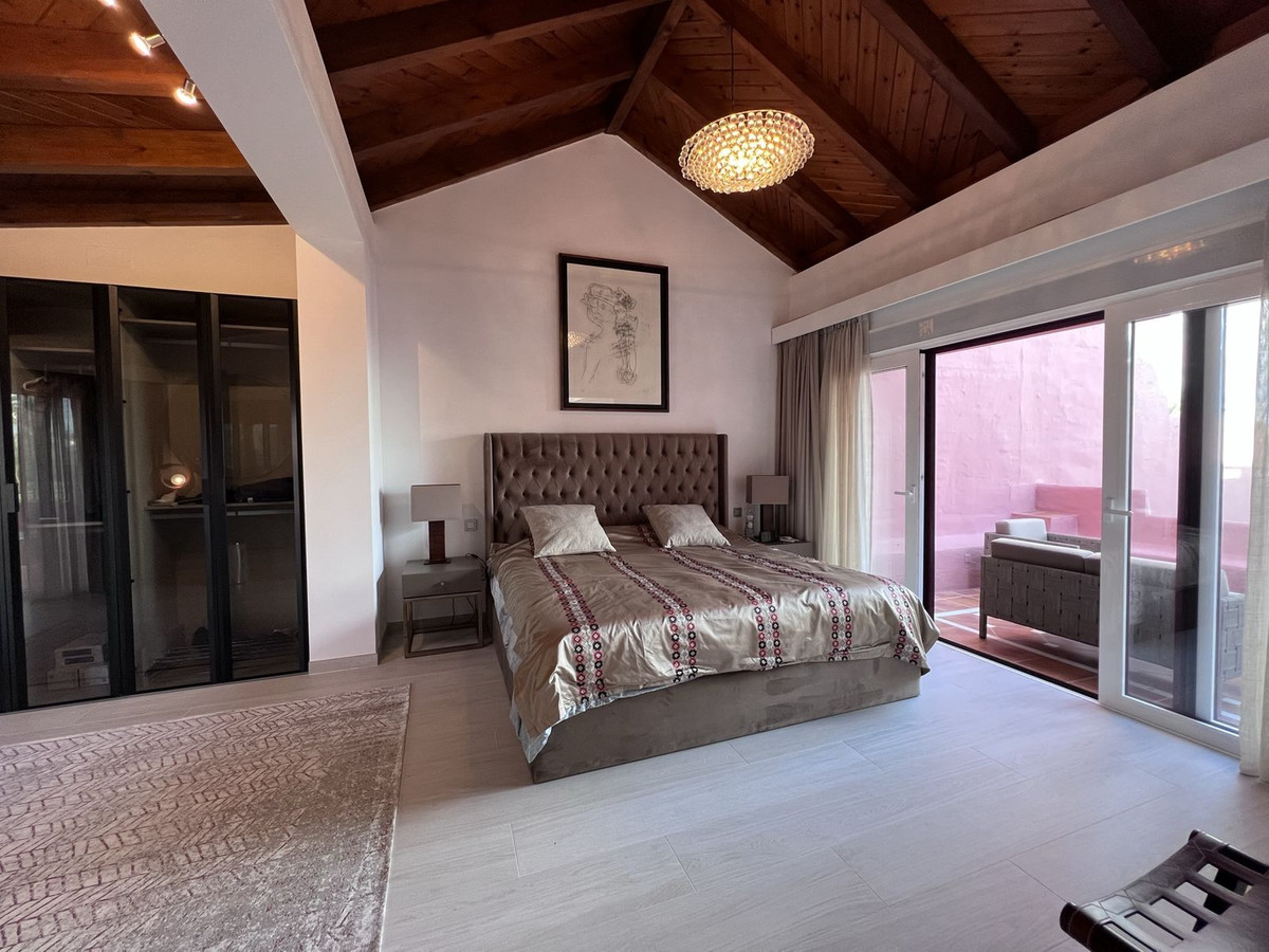 fb4c3a75ffa8f3ba4e24a16f2d4472cf - 28