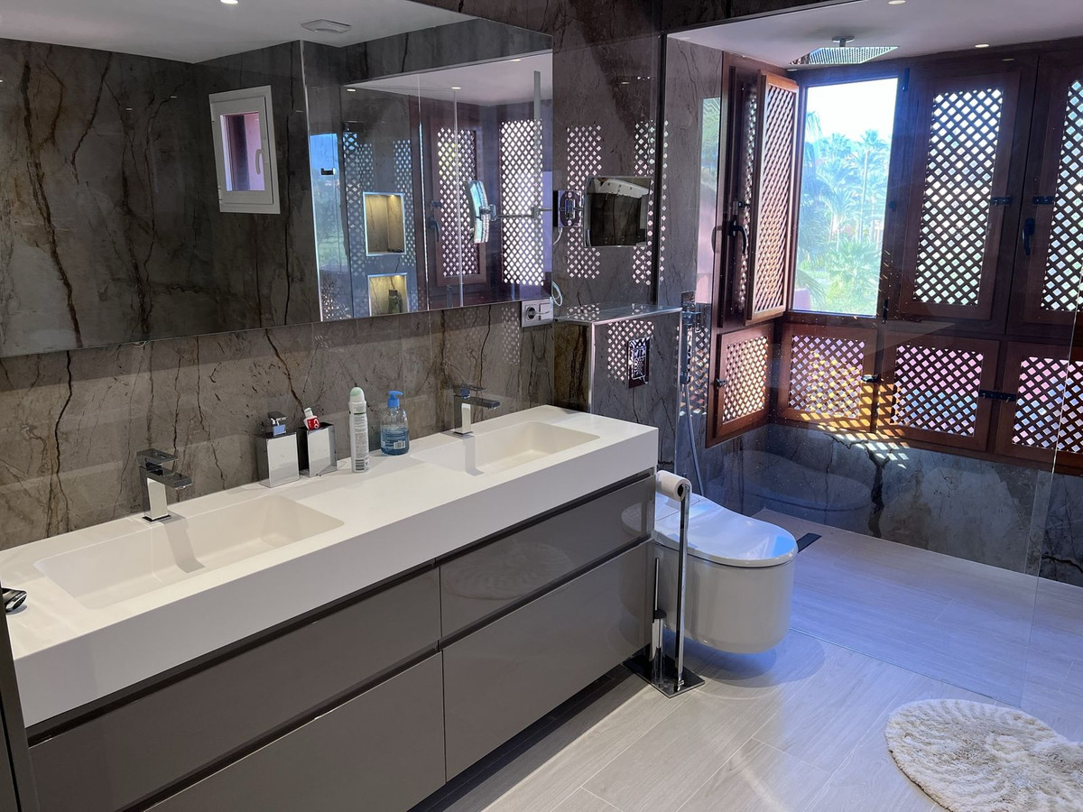 fb4c3a75ffa8f3ba4e24a16f2d4472cf - 34