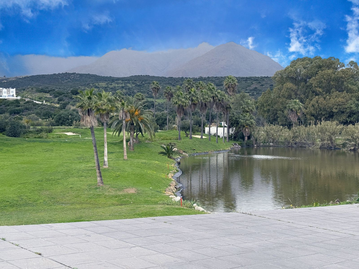 fc30aa3c34453baff588a1c05792e2e7 - 11